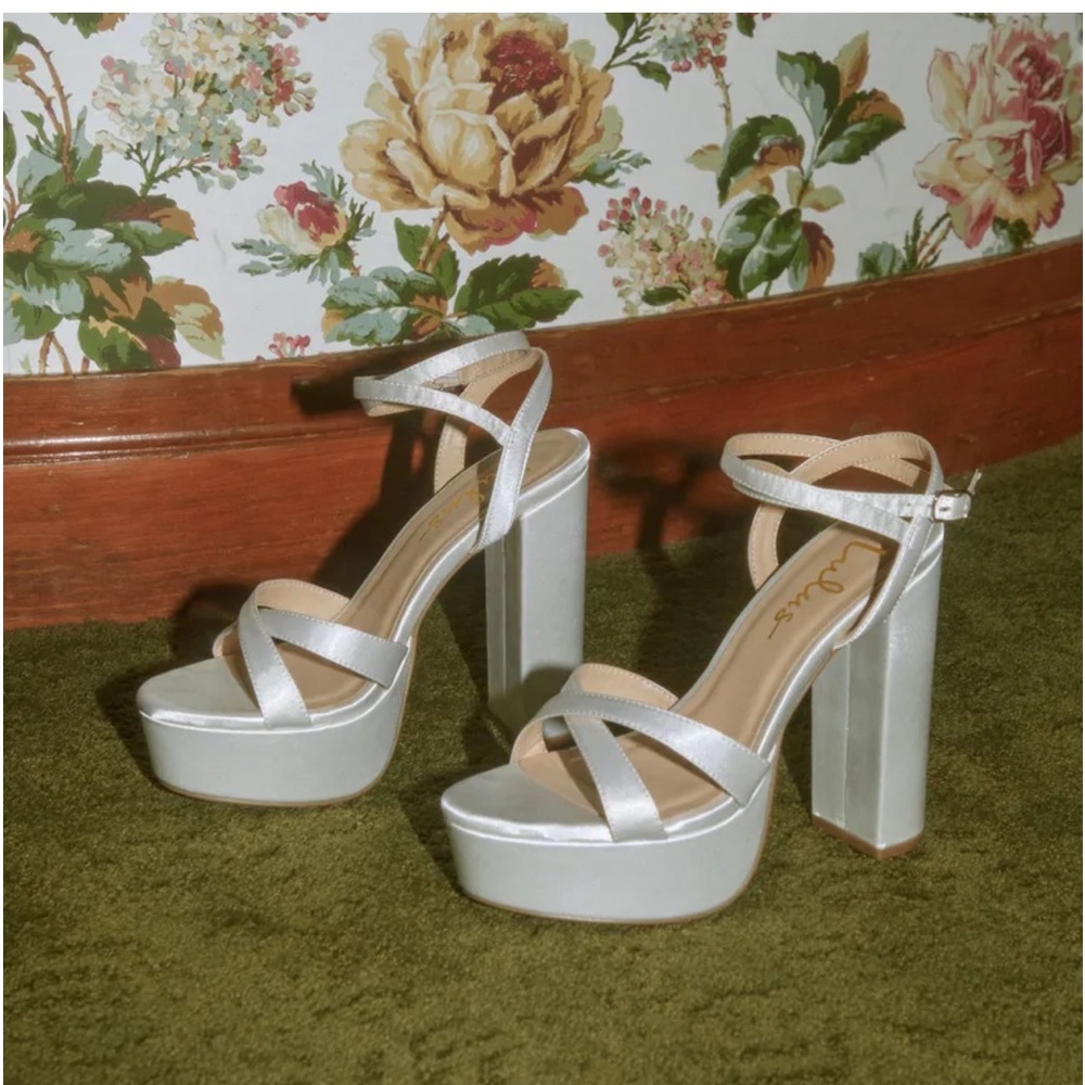 WHITE MAISIEE HEELS